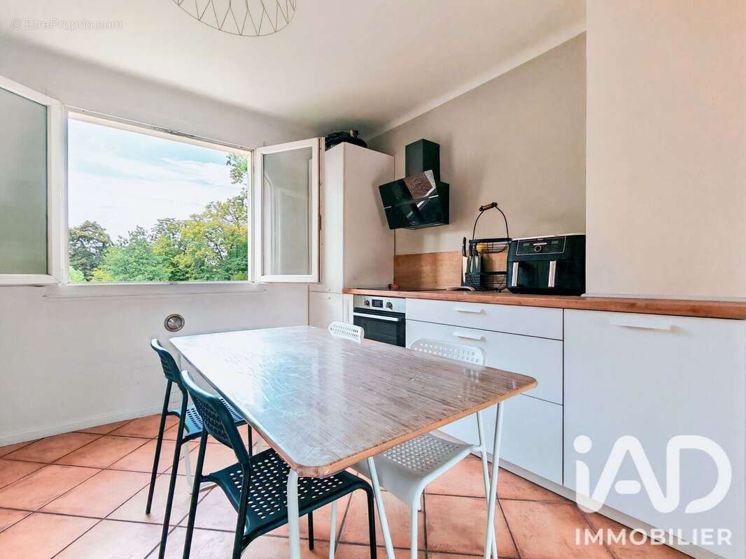 Appartement 60 m² à Tassin-La-Demi-Lune  - photo 5