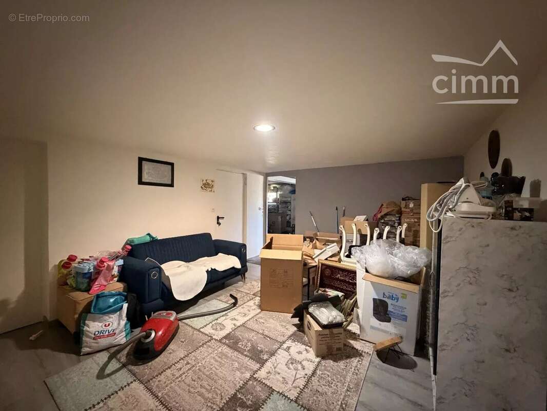 MER – Maison sur sous-sol complet de 130 m² – 4 chambres – Terrain de 970 m² avec vue dégagée sur les champs - photo 11