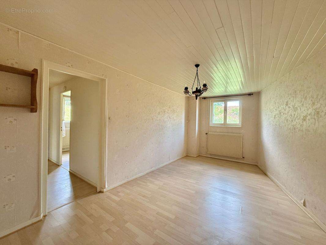 Maison à AUVILLARS-SUR-SAONE