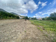 Terrain à SAINT-JEANNET