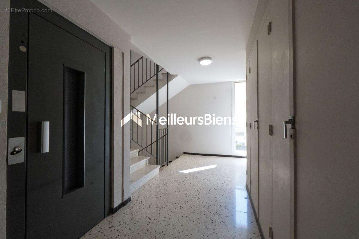 Studio de 20,75 m² avec loggia à Balaruc-les-Bains, proche des Thermes ! - photo 12