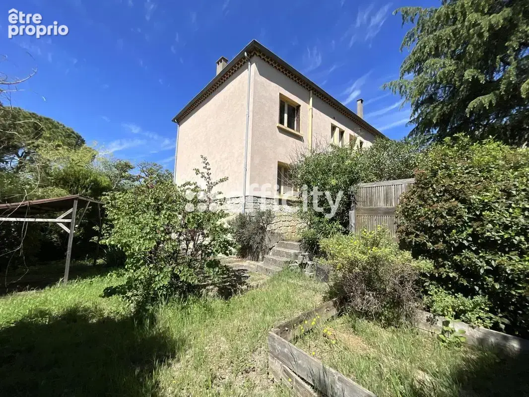 Maison à PRIVAS