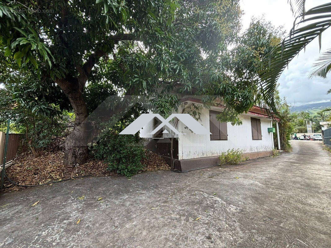 Maison à L&#039;ETANG-SALE