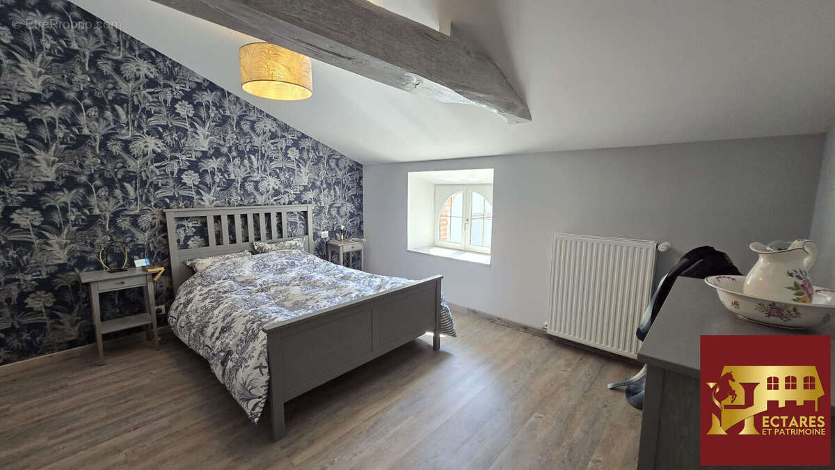 Maison à SAINT-FLORENT-DES-BOIS