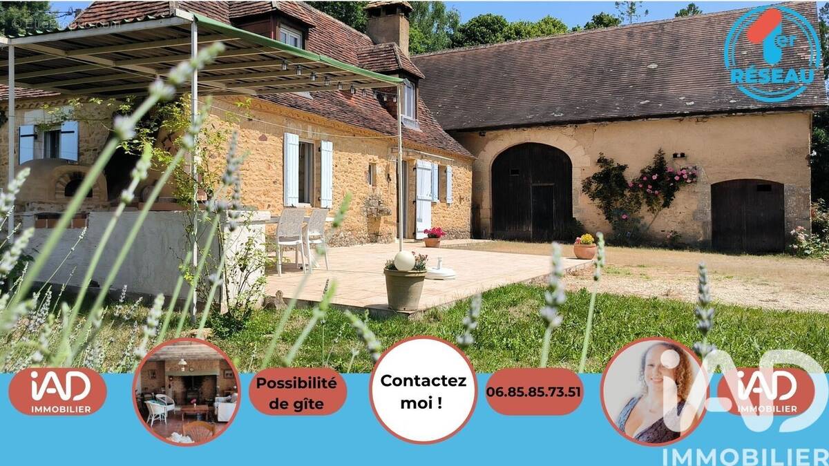Photo 1 - Maison à SAINT-CHAMASSY
