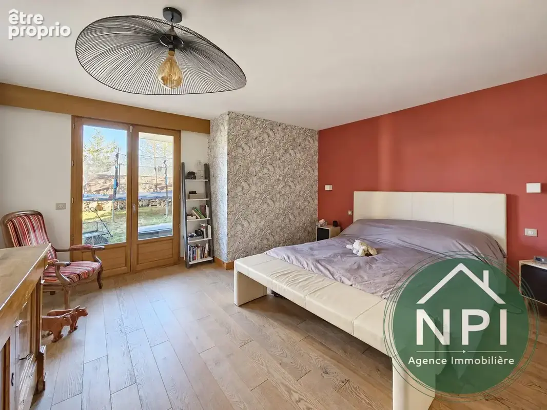 Maison 7 pièces 234 m² à vendre à Vaux-Le-Penil (77000) - photo 6