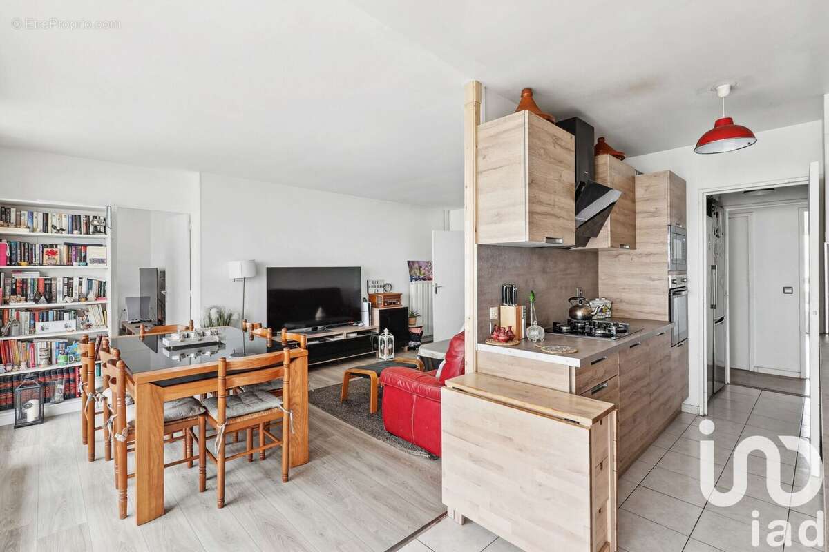 Photo 2 - Appartement à SARTROUVILLE
