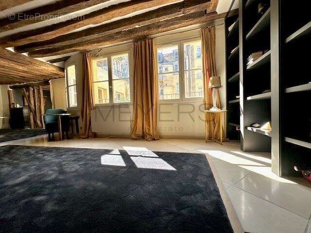 Appartement à PARIS-6E