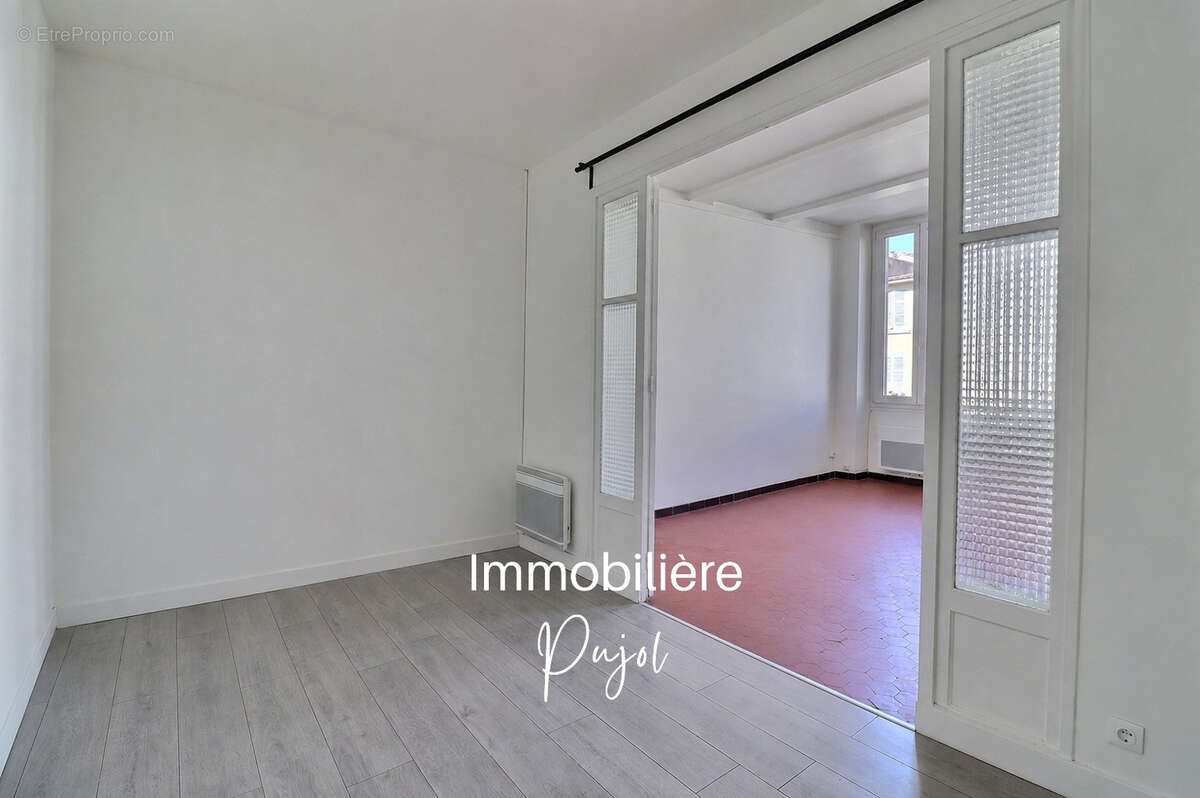 T1/2 36m2 Quartier Castellane - photo 4