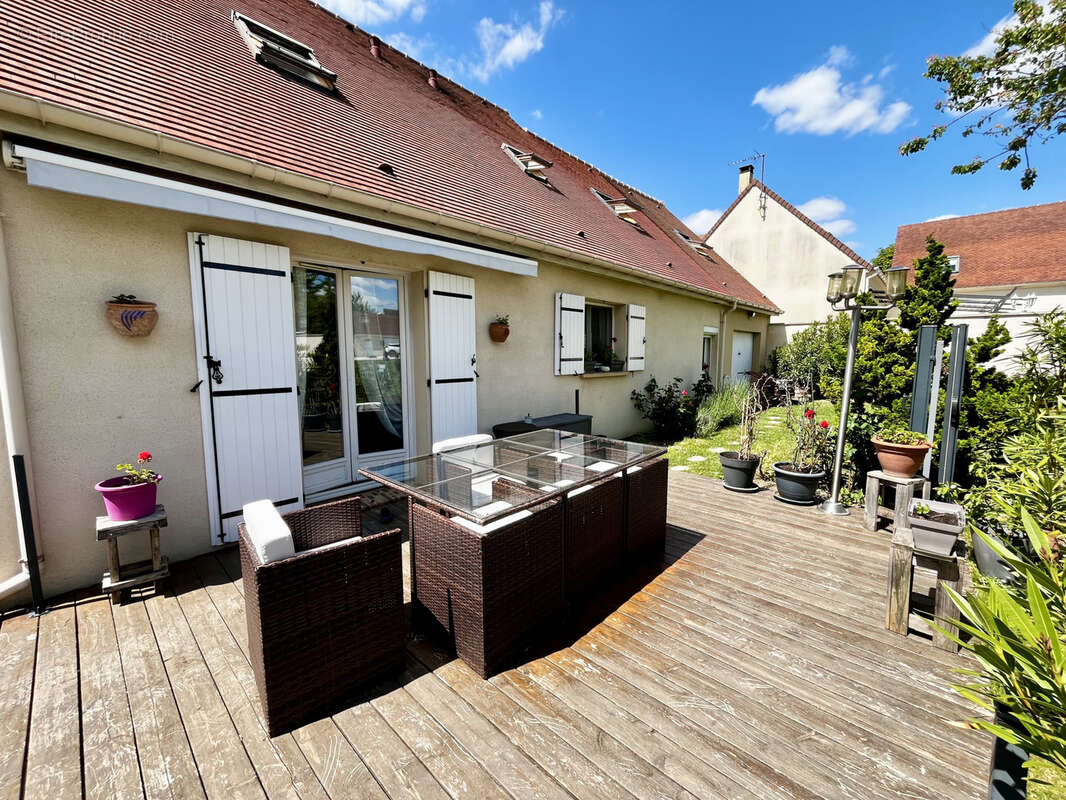 Maison à ROZAY-EN-BRIE