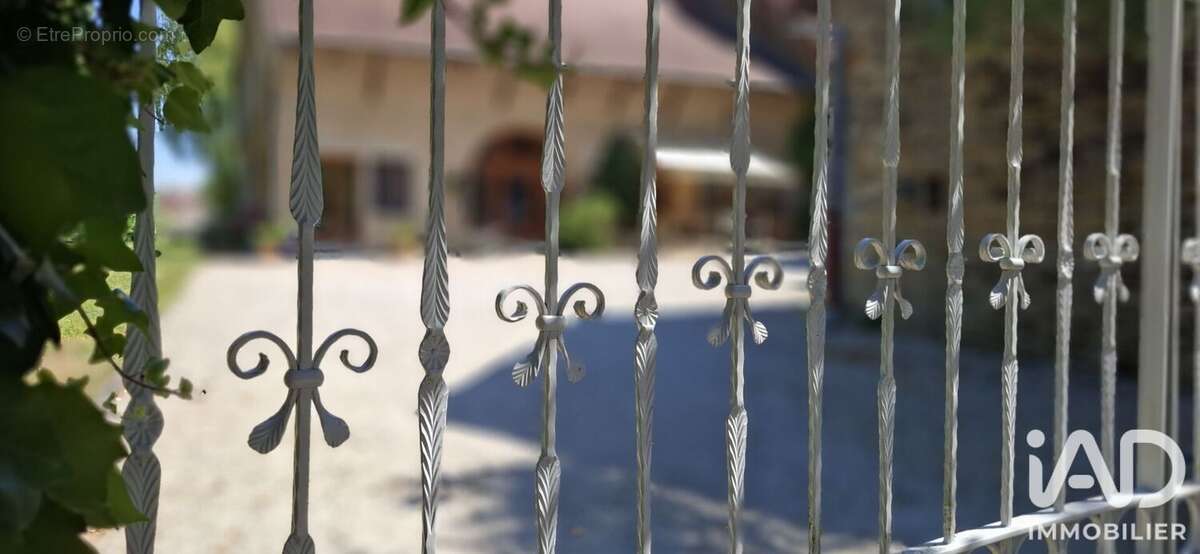 Photo 8 - Maison à BERSAILLIN
