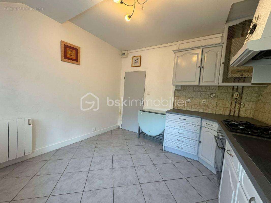 Maison à OZOUER-LE-VOULGIS