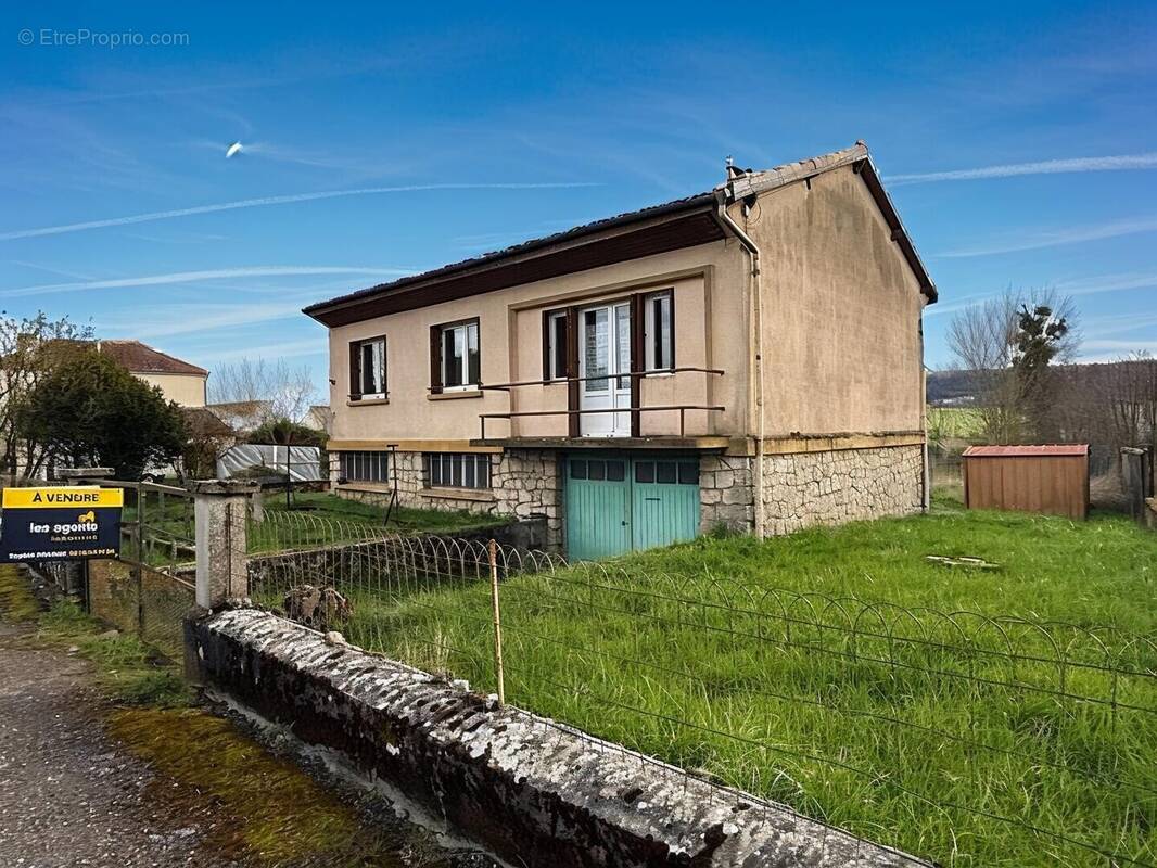 Maison à COLOMBEY-LES-BELLES
