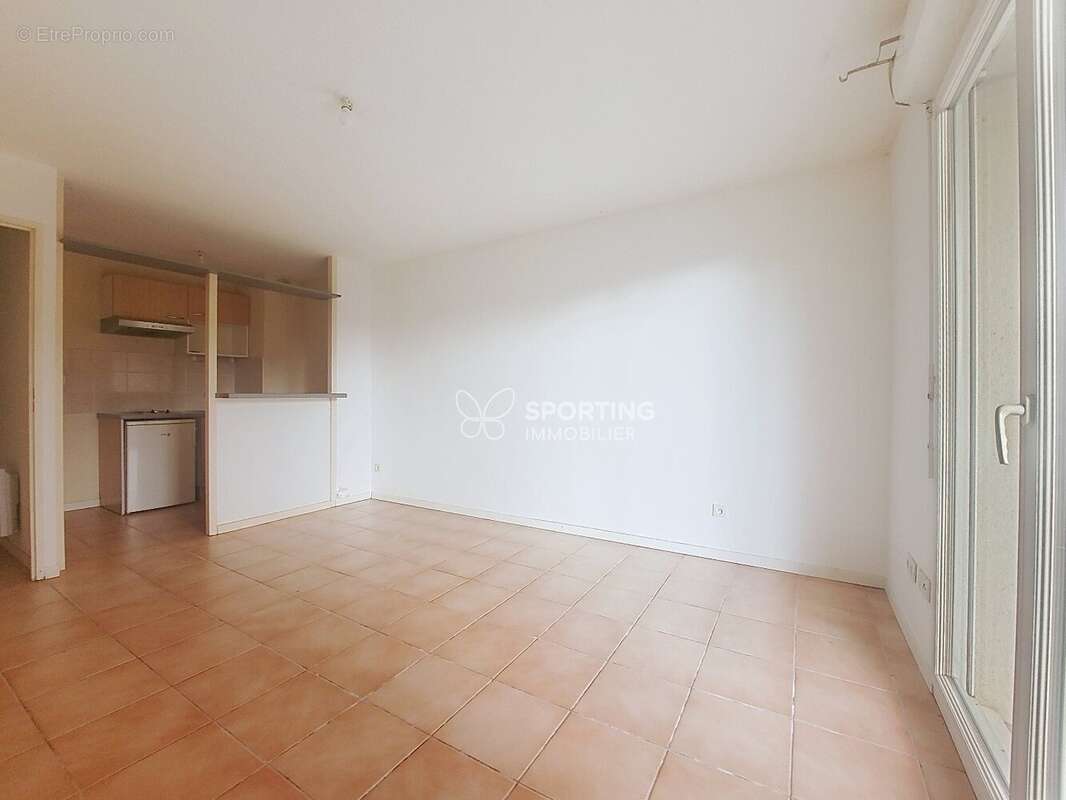 Appartement à COUTRAS