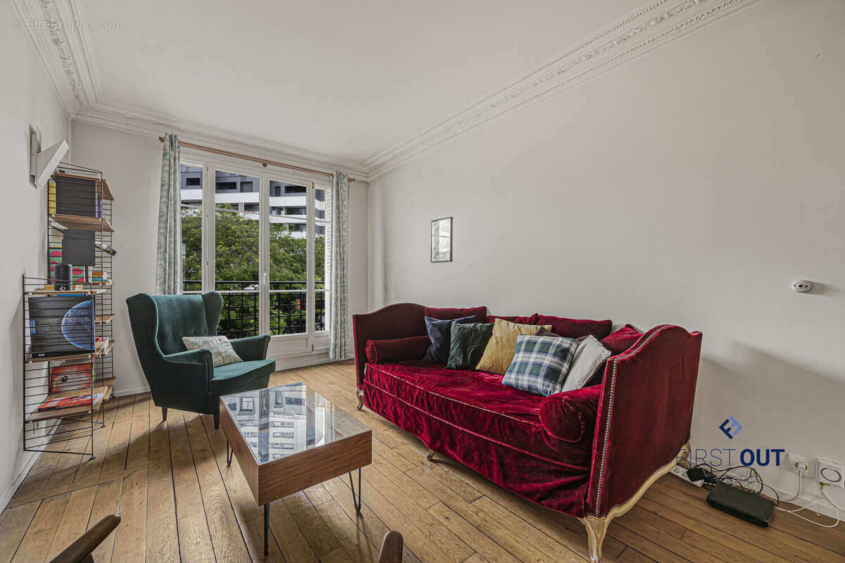 Appartement à PARIS-20E