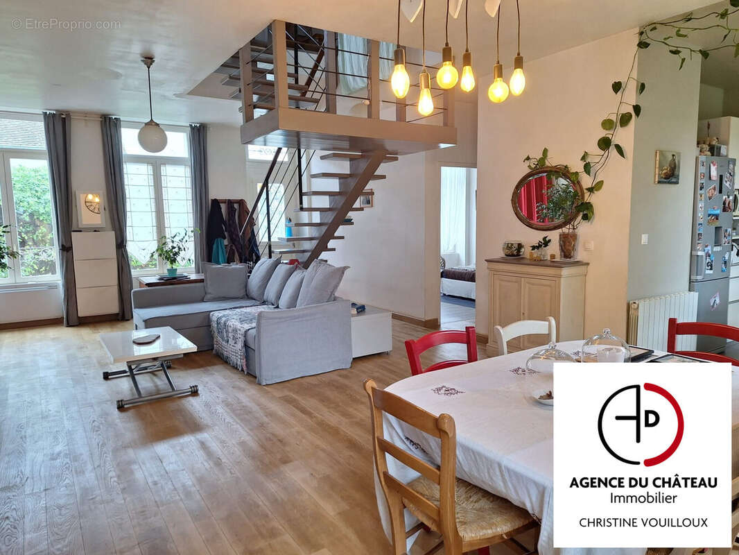 Maison à SAINT-BENOIT-SUR-LOIRE