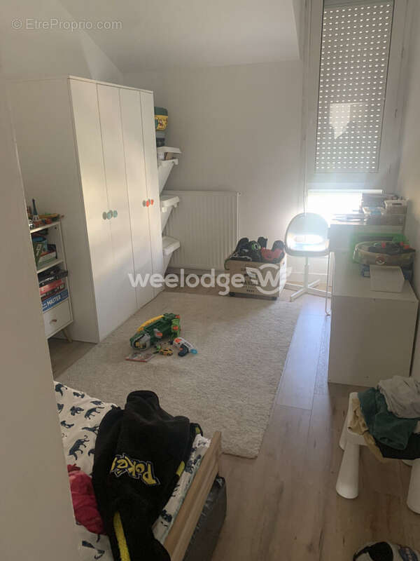 Appartement 83 m² à Acheres  - photo 7
