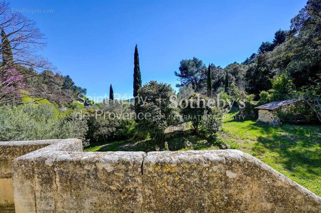 Exclusivité Propriéte de charme située aux Baux de Provence - photo 16