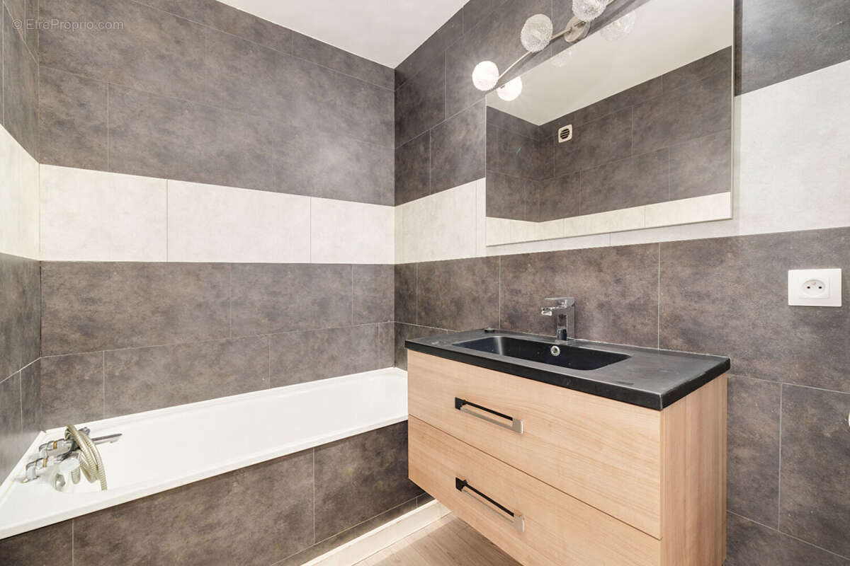Appartement à ESSEY-LES-NANCY