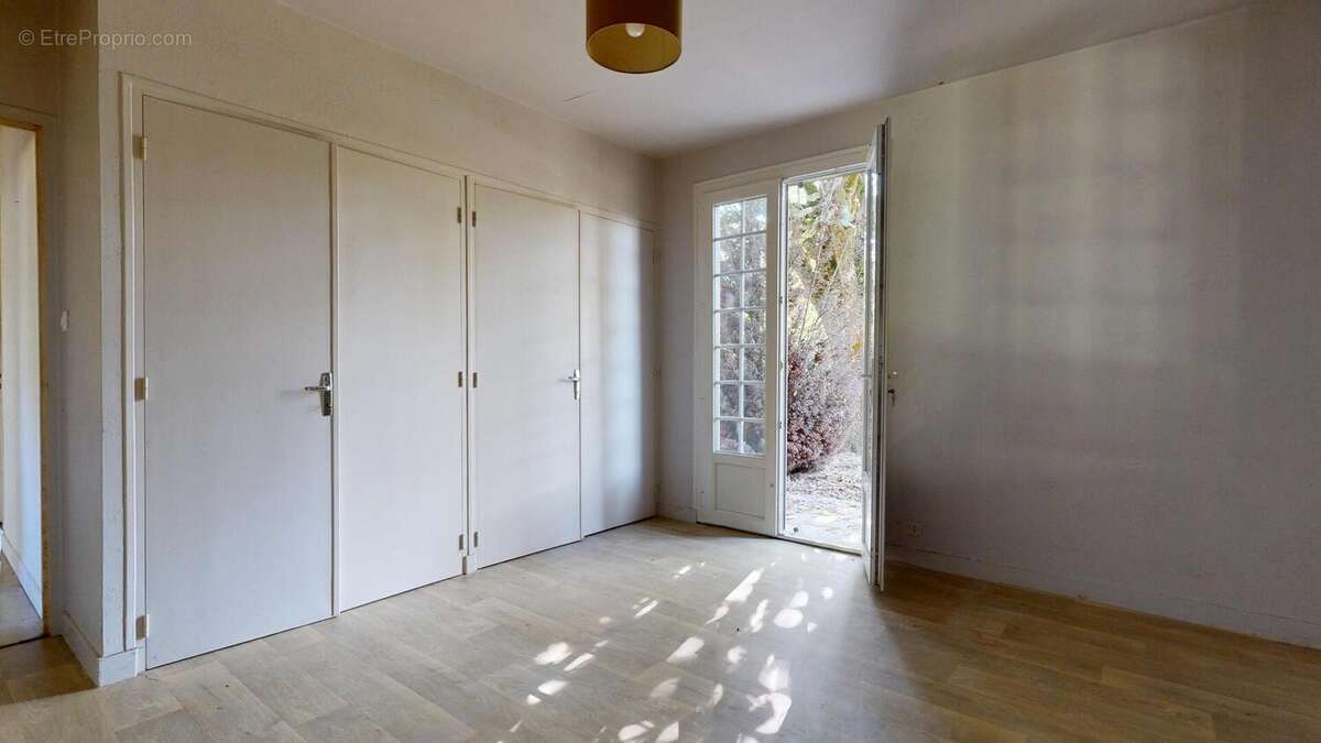 MaisonaproximiteducentreduBugue09242025170709 - Maison à LE BUGUE