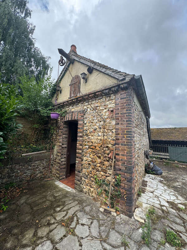 Maison à SAINT-MAURICE-LES-CHARENCEY