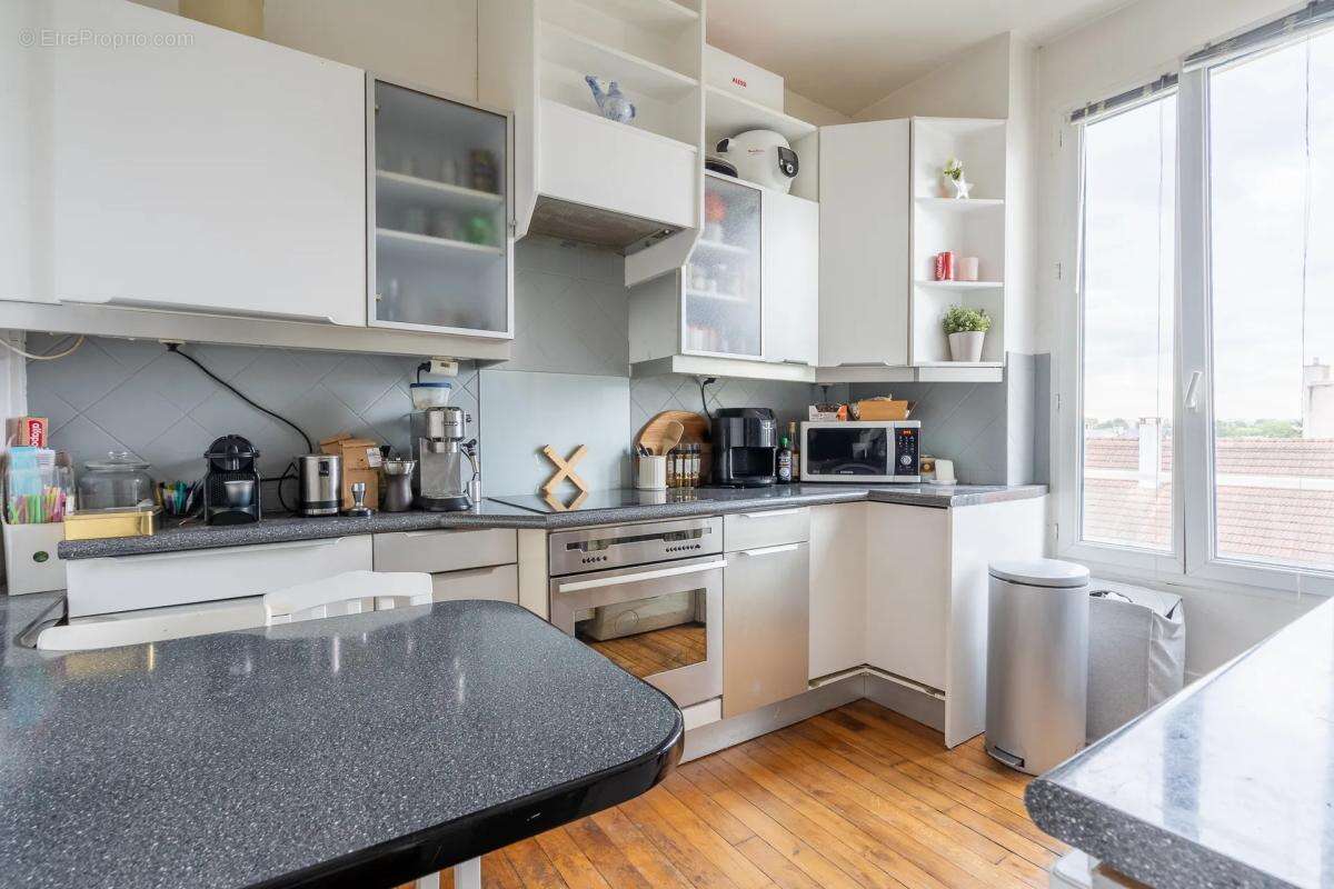 Appartement à LE PERREUX-SUR-MARNE