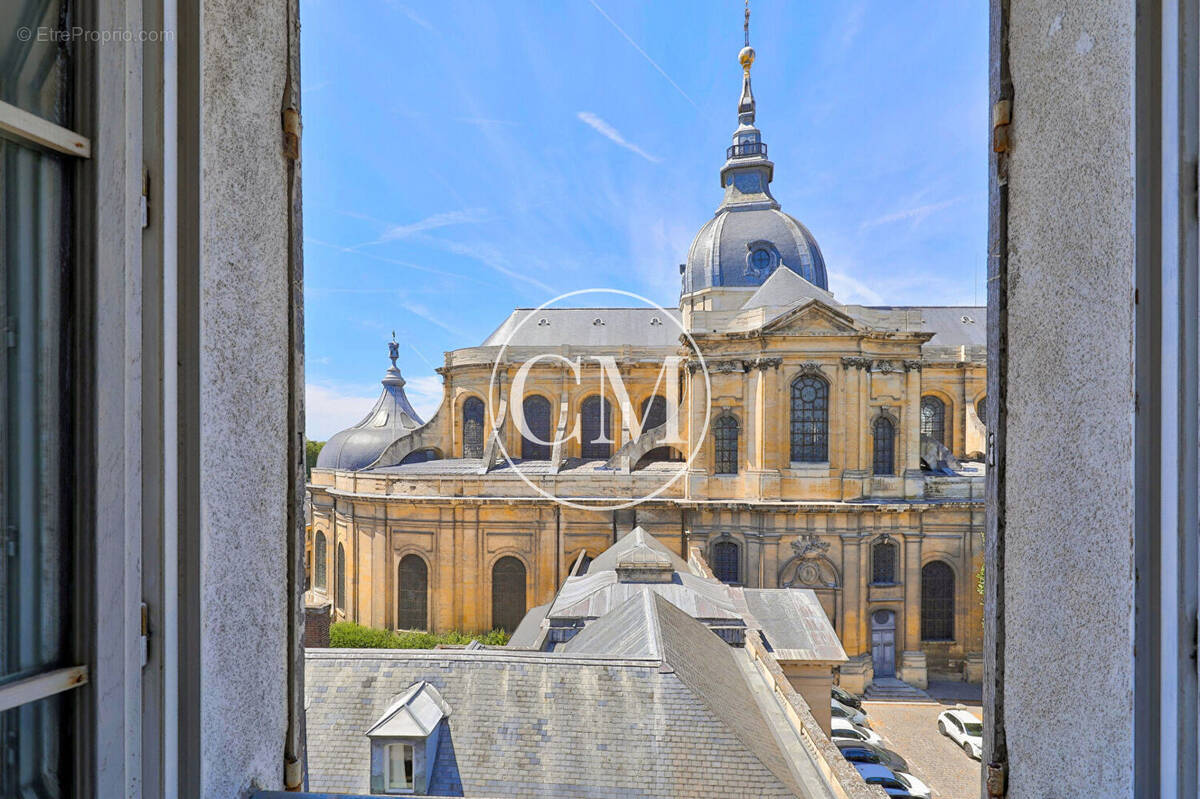 Appartement à VERSAILLES