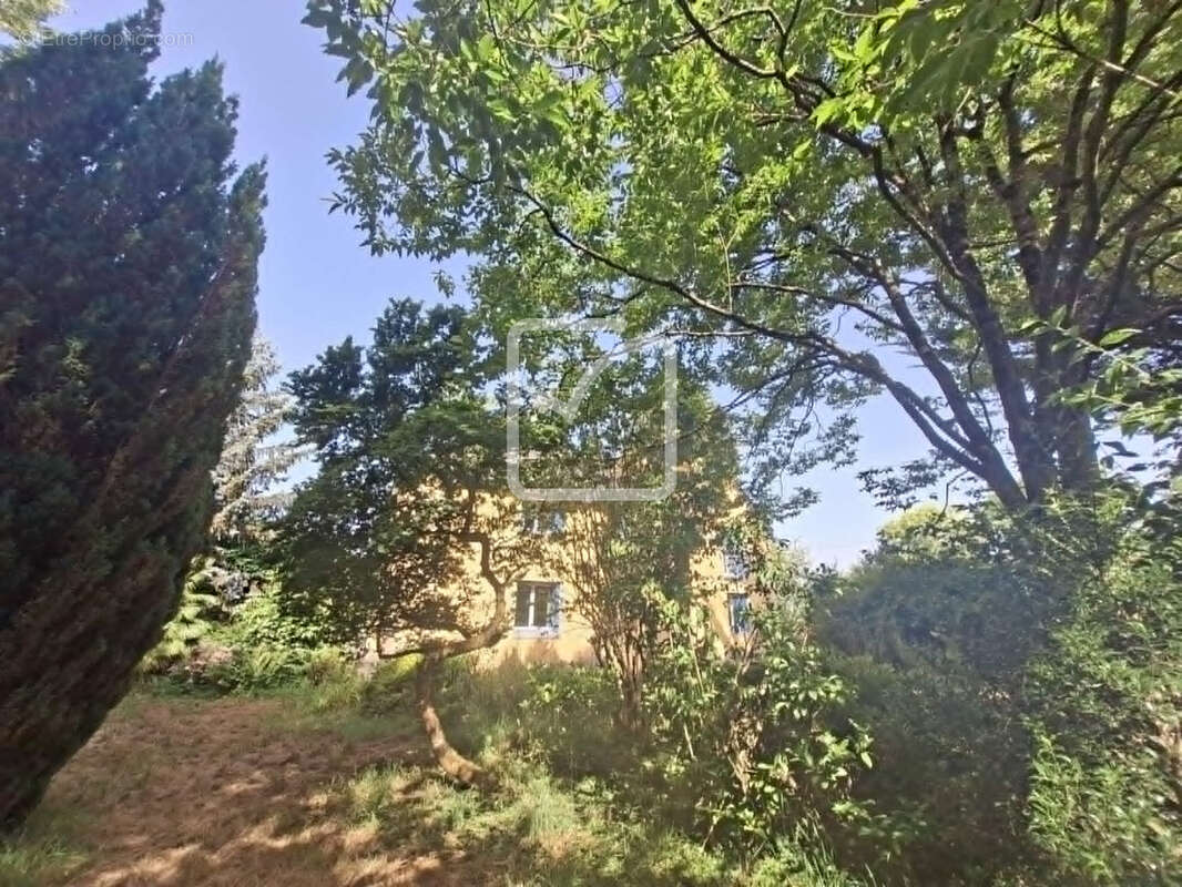 Maison à CONCORET