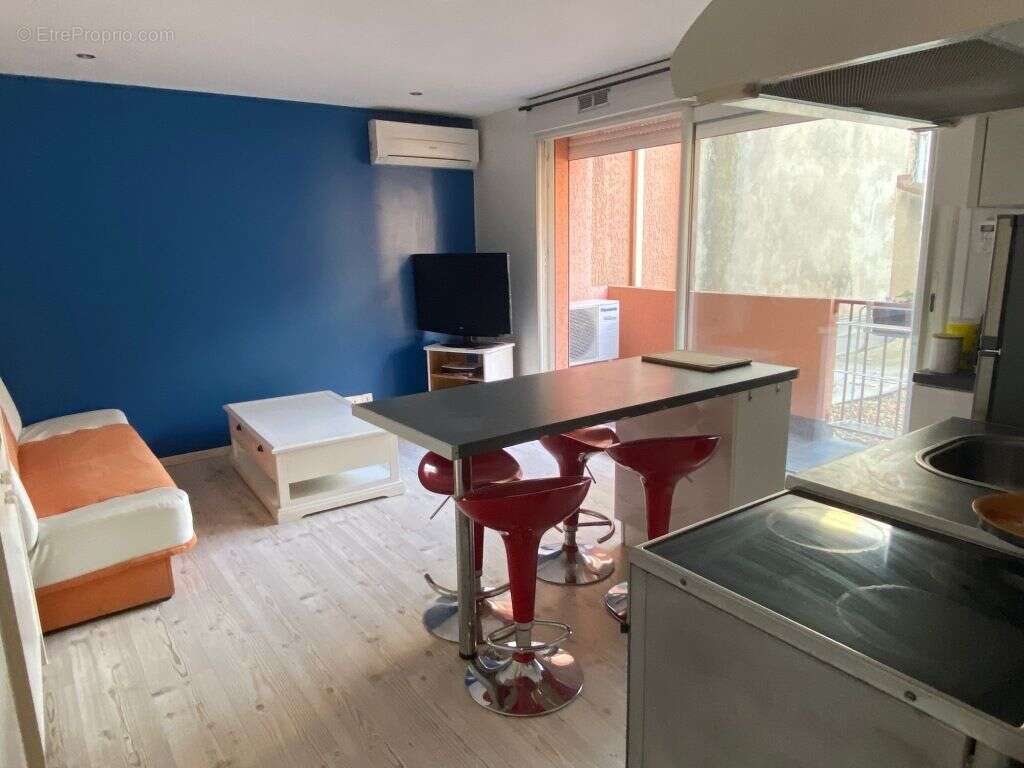 Appartement à MEZE