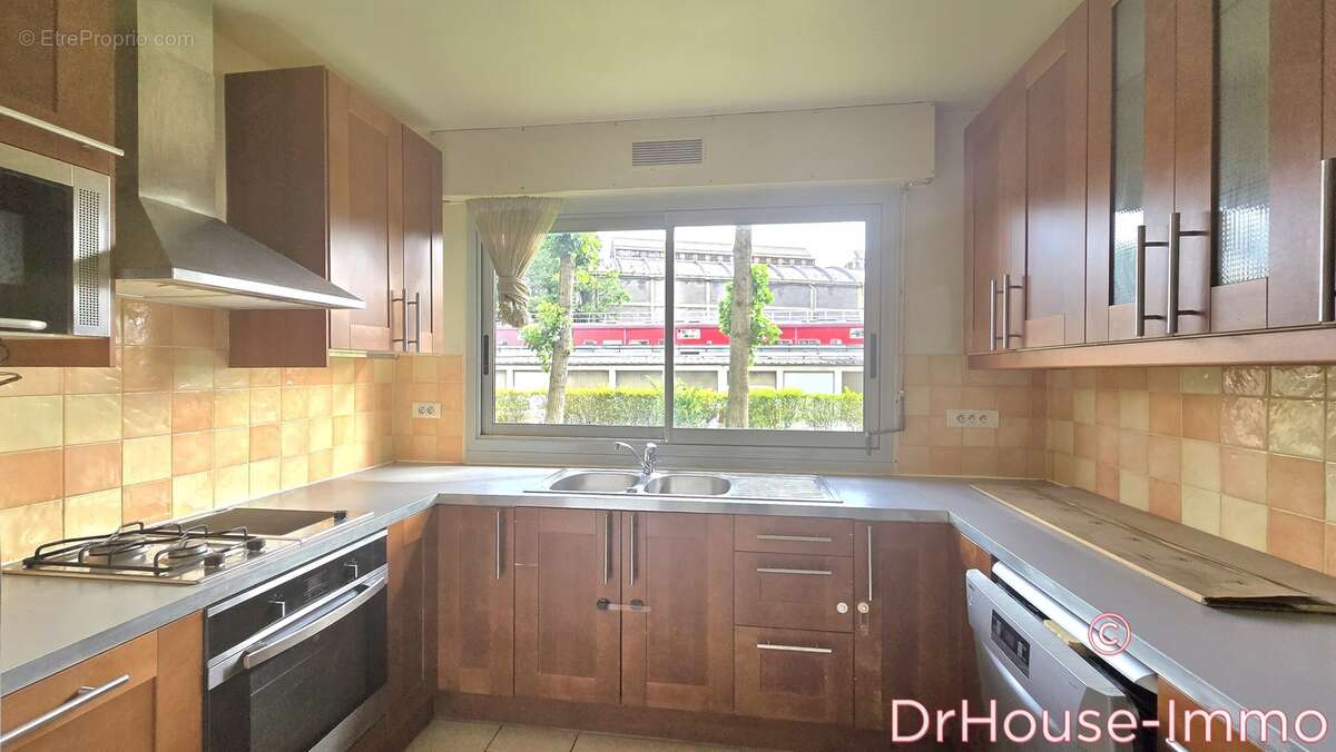 Appartement à AUBERVILLIERS