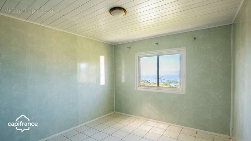 Maison à PETITE-ILE