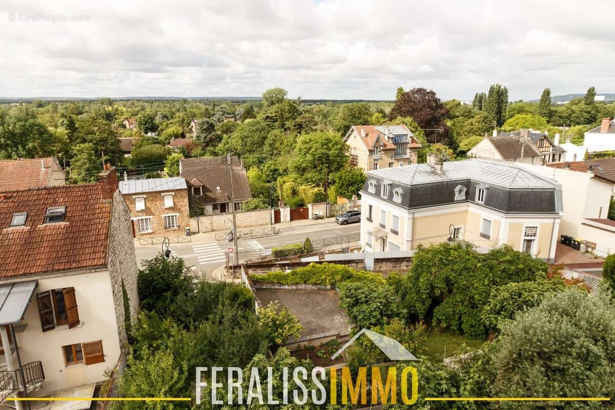 Maison à VAUX-SUR-SEINE