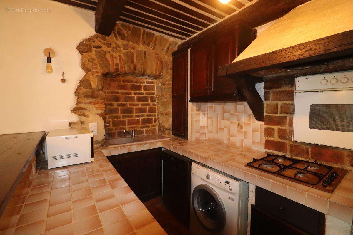 Appartement à CONTES