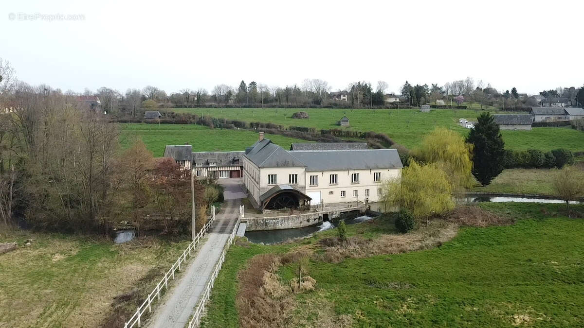 Maison à MONTREUIL-L'ARGILLE