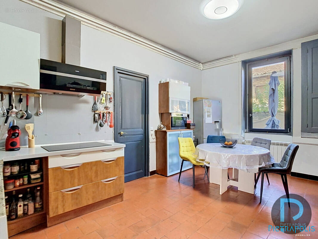 MAISON A VENDRE JASSERON - CUISINE - Maison à JASSERON