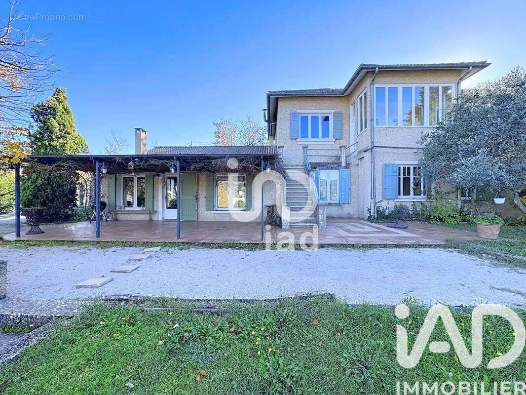 Photo 1 - Maison à ALLEMAGNE-EN-PROVENCE