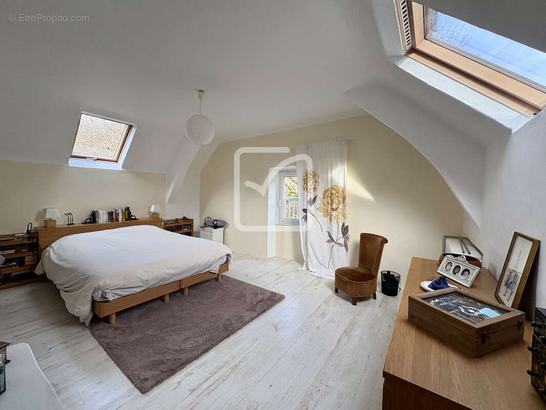Maison à CUBLAC