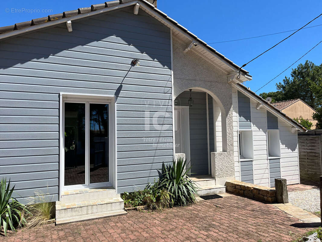 Maison à LA PLAINE-SUR-MER
