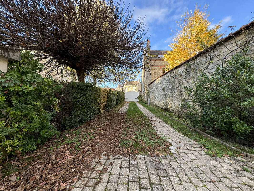 Maison à HERMONVILLE