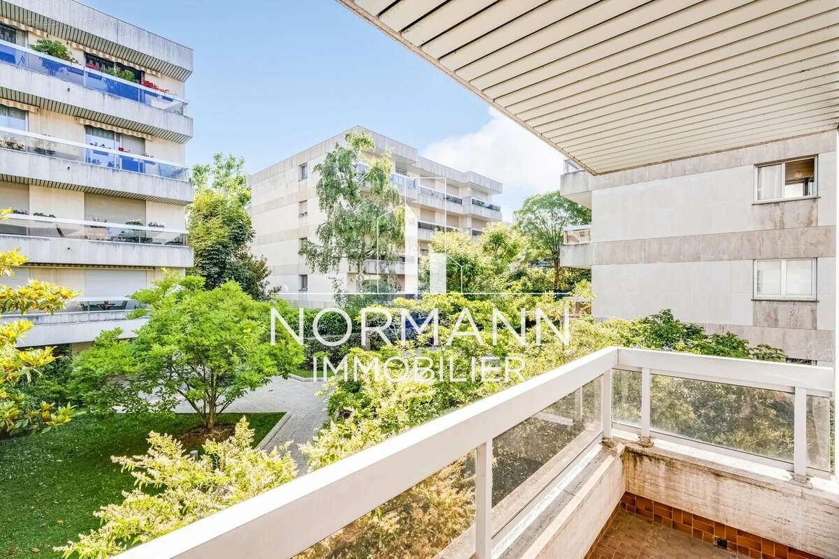 Neuilly sur seine - chezy / perronet - 3 chambres - balcons - parking - photo 6