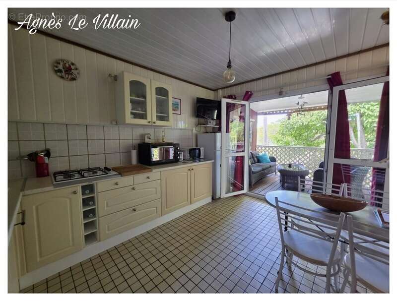 Appartement à BOUILLANTE