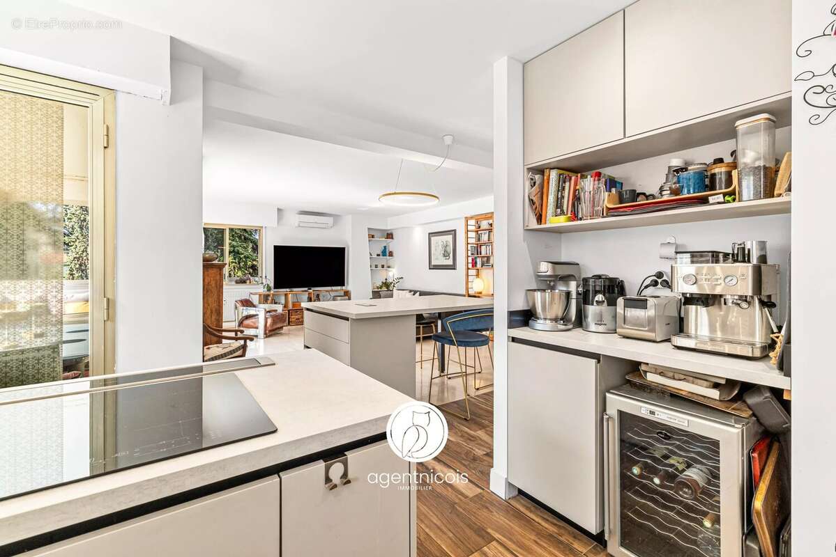 Nice // Chambrun : 4 pièces - Terrasse - Traversant - Garage - photo 4