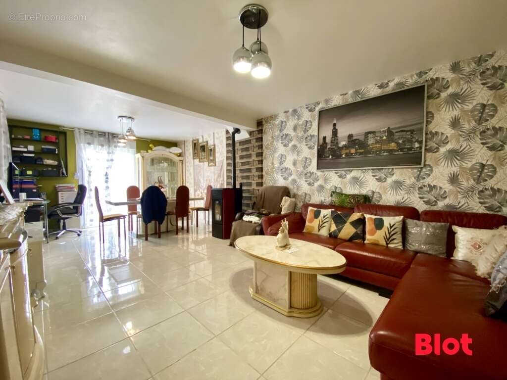 Maison 97 m² à Talensac  - photo 3
