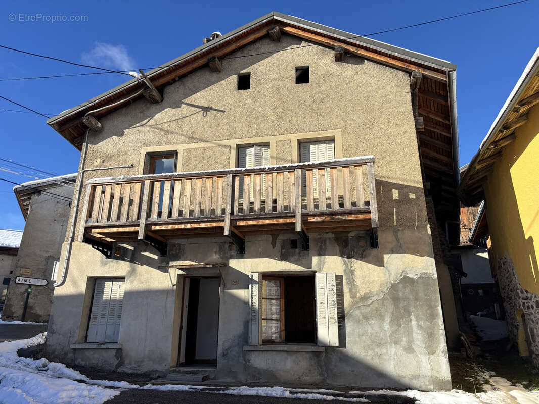 Maison à NOTRE-DAME-DU-PRE