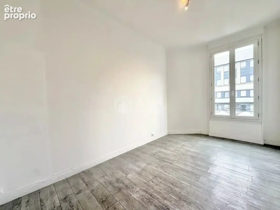 A VENDRE - Duplex 91 m2 dernier étage - cave - Courbevoie Quartier Marceau - photo 11