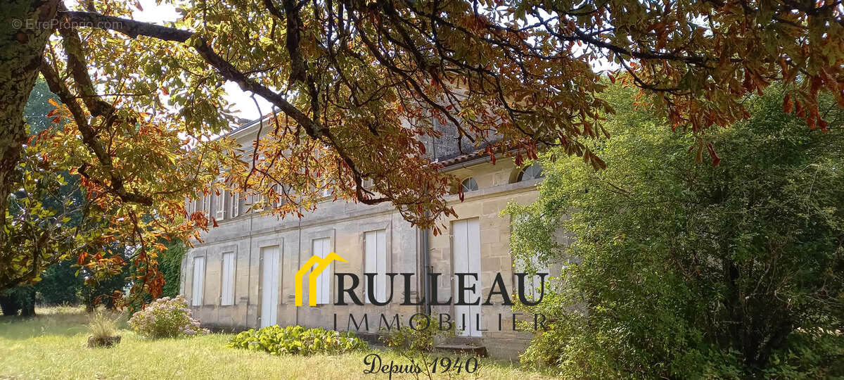 Exclusivité   Belle maison girondine en pierre de plus de 300 m2 à rénover avec parc de 1,30 hectare à Pugnac - photo 18