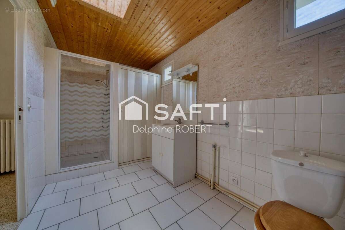 Maison 100 m² à Le Douhet  - photo 5