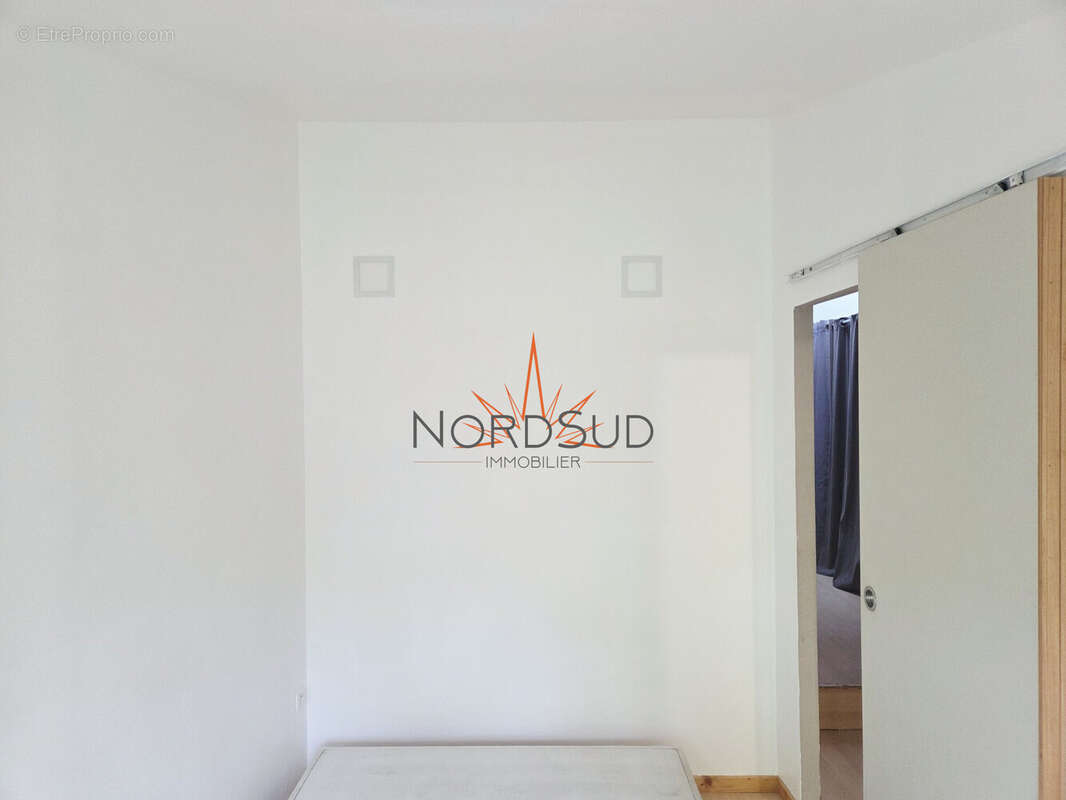 Maison 42 m² à Pourrieres  - photo 8