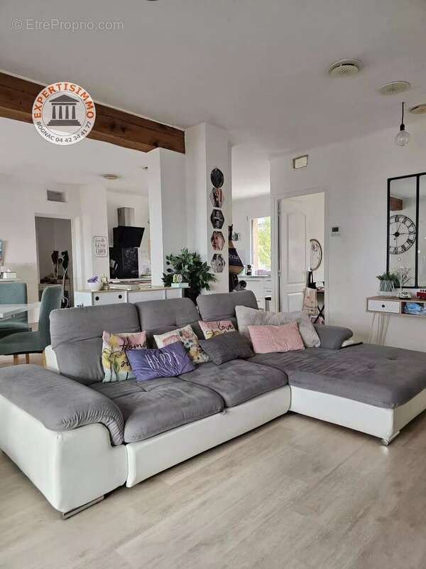 Appartement à ROGNAC