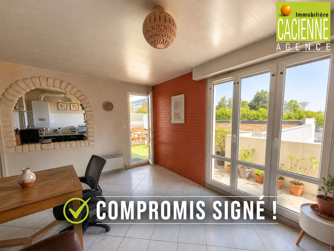 Appartement à SAINT-JEAN-DE-LA-RUELLE